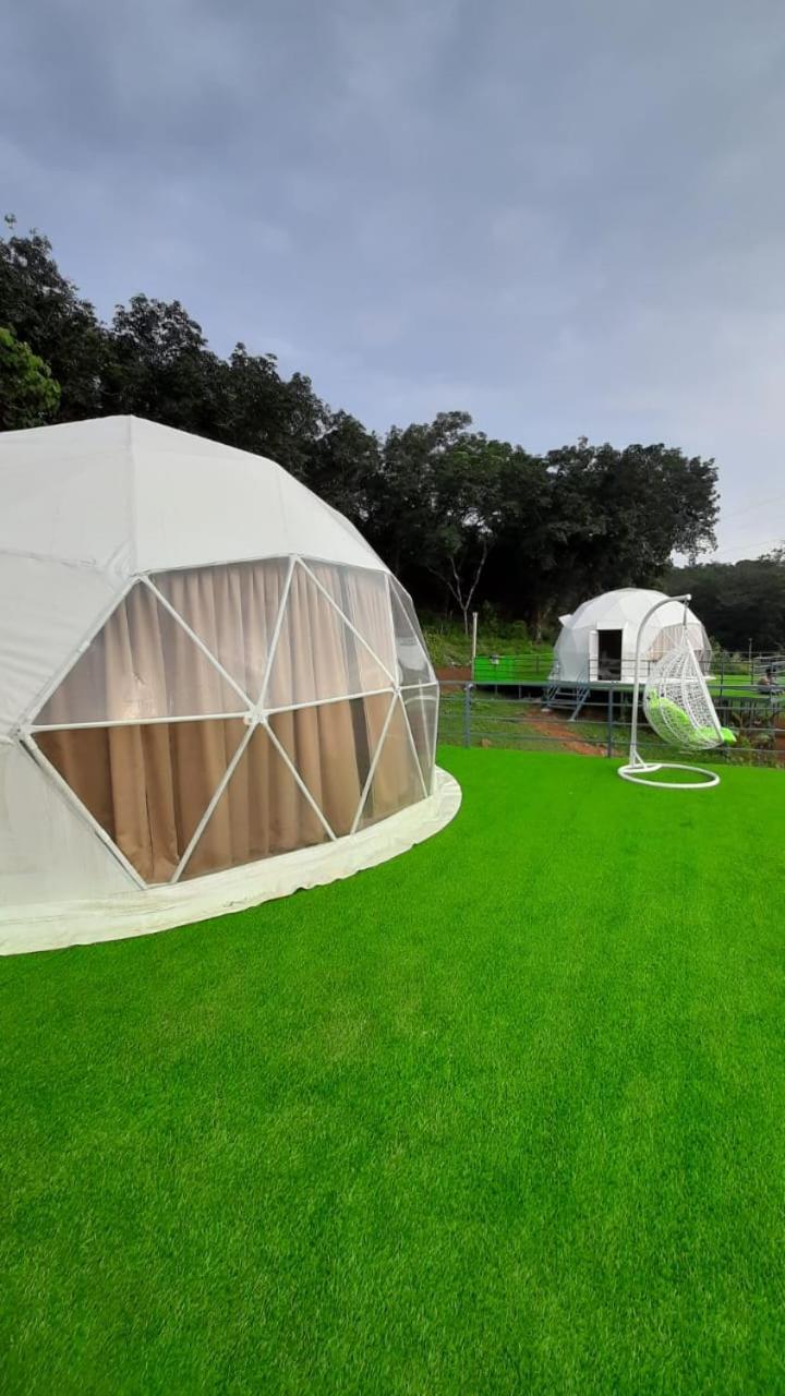 Hotel Wildglamps Athirappilly Esterno foto